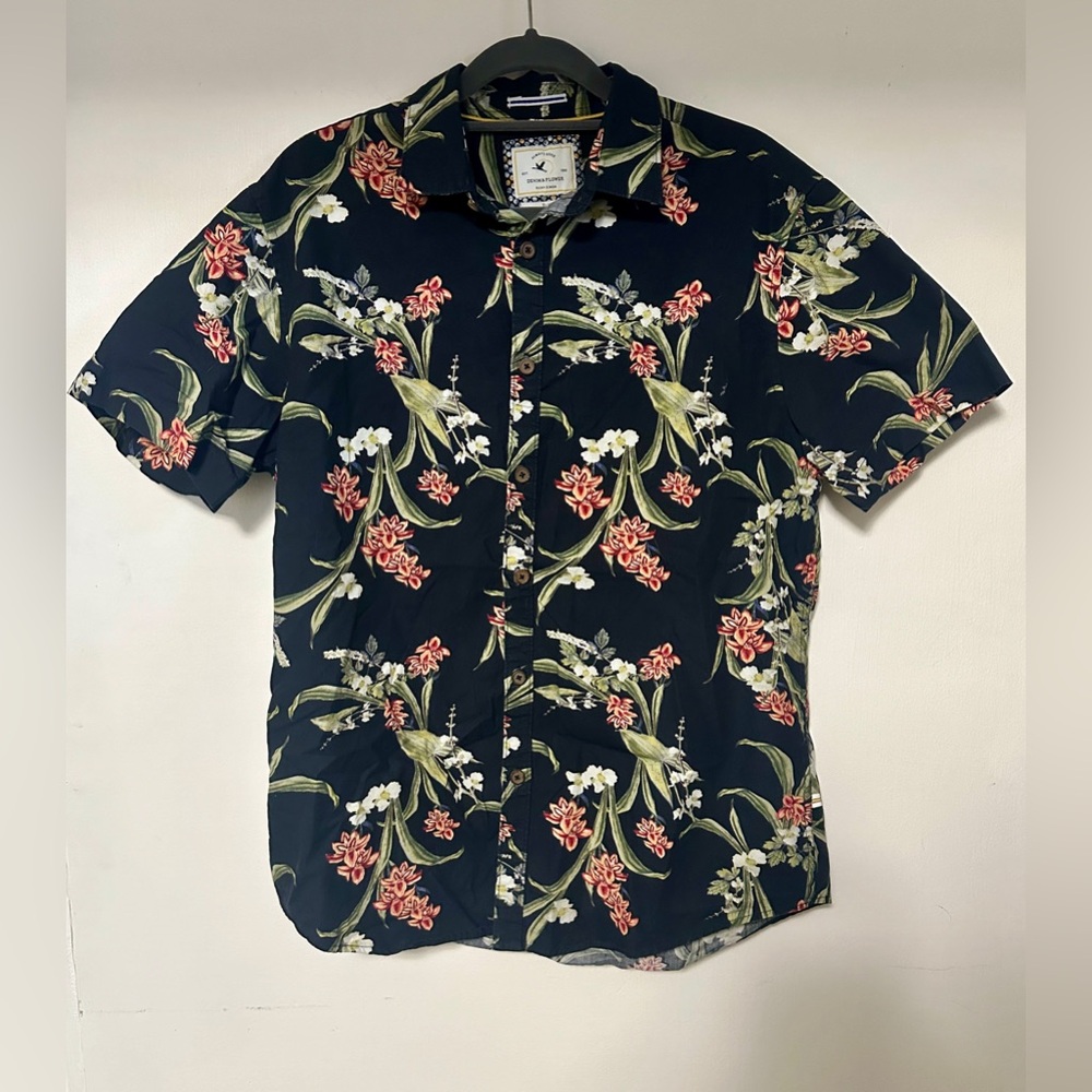 Denim & Flower Ricky Singh Floral Button Up size M